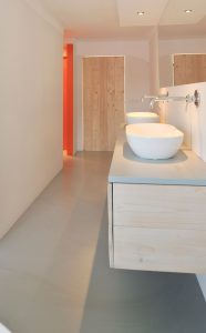 Gietvloer badkamer - Residential Flooring by Bolidt